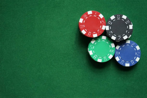 Hot Pot game round result display with live dealer on pasir 4d
